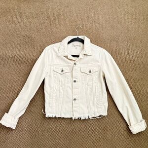WHITE DENIM JEAN JACKET